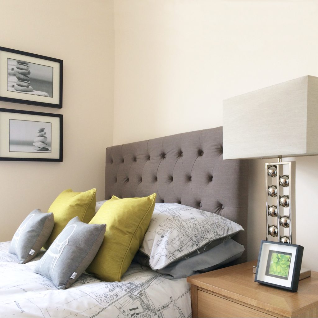 Holiday let furnishings in a bedroom